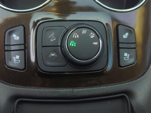 Used 2023 GMC Acadia AT4 w/ Technology Package image 22