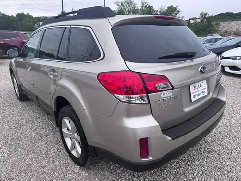 Used 2014 Subaru Outback 2.5i Premium w/ Popular Package #1B AWD/4WD image 4