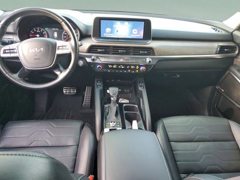 Certified 2022 Kia Telluride SX w/ SX Prestige Package image 8