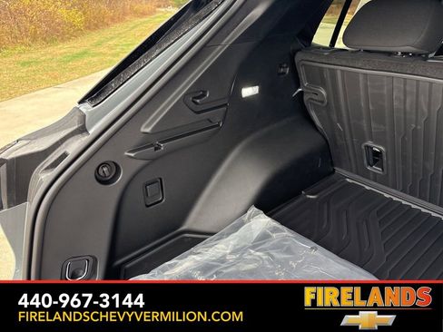 New 2026 Chevrolet Equinox EV LT image 49