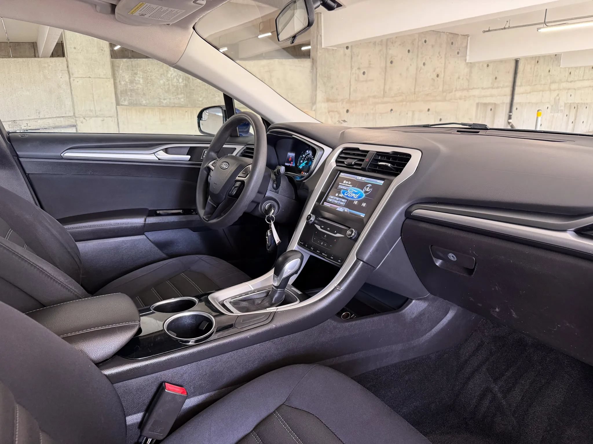 Used 2013 Ford Fusion SE FWD image 23