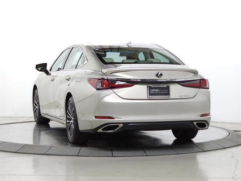 Certified 2024 Lexus ES 350 w/ Premium Package image 6