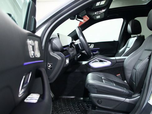Used 2025 Mercedes-Benz GLS 450 4MATIC image 20