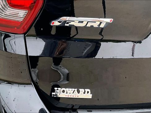 Used 2018 Ford Explorer Sport w/ Equipment Group 401A AWD/4WD image 31