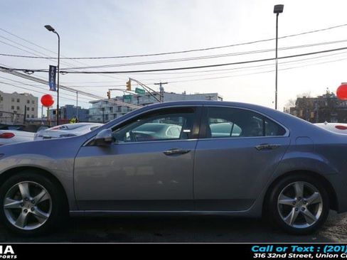 Used 2011 Acura TSX w/ Technology Package image 4