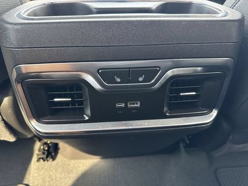 Used 2024 GMC Sierra 1500 Denali w/ Denali Reserve Package AWD/4WD image 22
