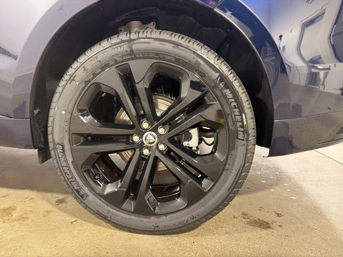 New 2026 Jaguar F-PACE R-Dynamic S image 30