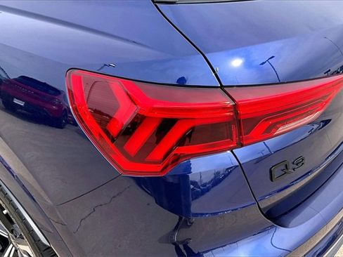 Used 2024 Audi Q3 2.0T Premium Plus w/ Premium Plus Package image 32