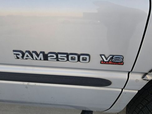 Used 1998 Dodge Ram 2500 Truck 2WD Quad Cab image 13