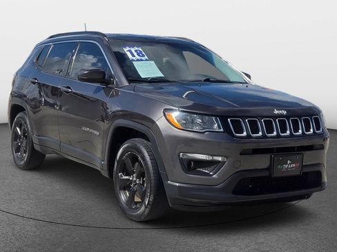 Used 2018 Jeep Compass Latitude w/ Popular Equipment Group FWD image 1