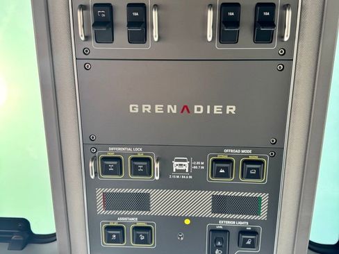 Used 2024 INEOS Grenadier Fieldmaster Edition image 17