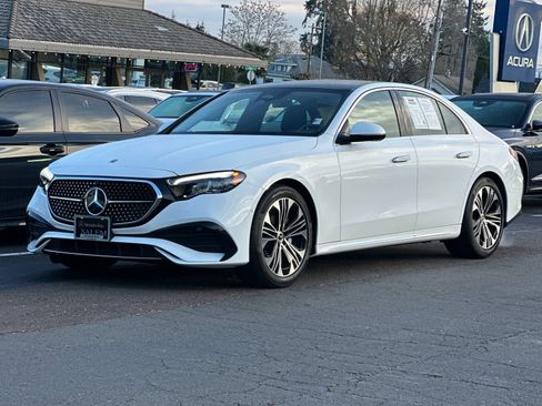 Certified 2025 Mercedes-Benz E 350 4MATIC Sedan image 8
