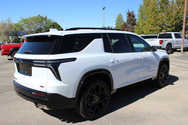 Used 2026 Chevrolet Traverse RS AWD/4WD image 13