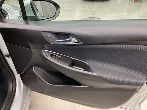 Used 2016 Chevrolet Cruze LT image 25