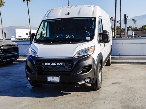 New 2026 RAM ProMaster 2500 w/ Convenience Group FWD image 4