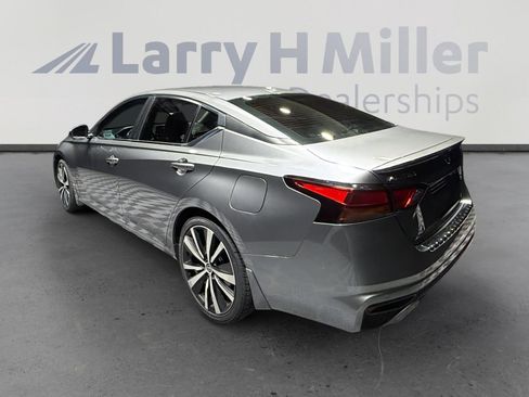 Used 2020 Nissan Altima 2.5 SR image 3
