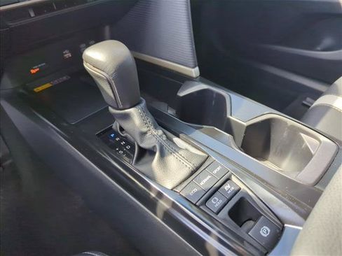 Used 2025 Toyota Camry SE w/ Convenience Package FWD image 17