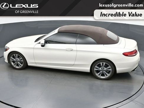 Used 2018 Mercedes-Benz C 300 4MATIC Cabriolet image 40