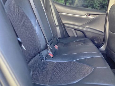Used 2018 Toyota Camry XSE FWD image 26