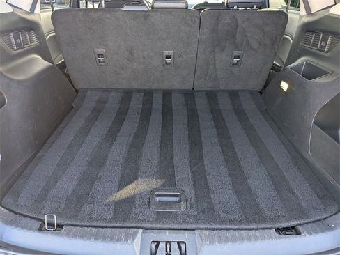 Used 2024 Ford Edge SEL image 29