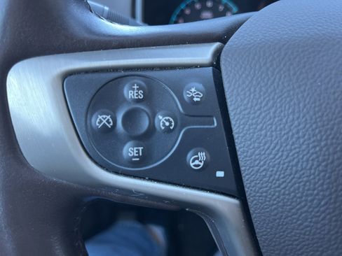 Used 2022 GMC Canyon Denali image 16