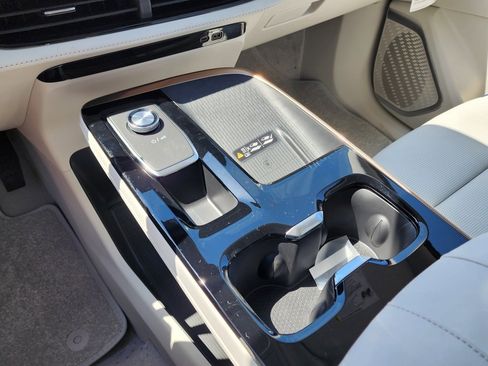 New 2026 Buick Enclave Avenir w/ Super Cruise Package image 32