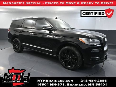 Used 2024 Lincoln Navigator Reserve w/ Equipment Group 201A AWD/4WD image 1