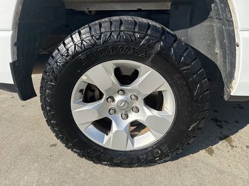 Used 2021 RAM 1500 Lone Star image 12