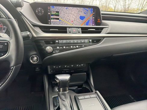 Used 2021 Lexus ES 350 Luxury image 16