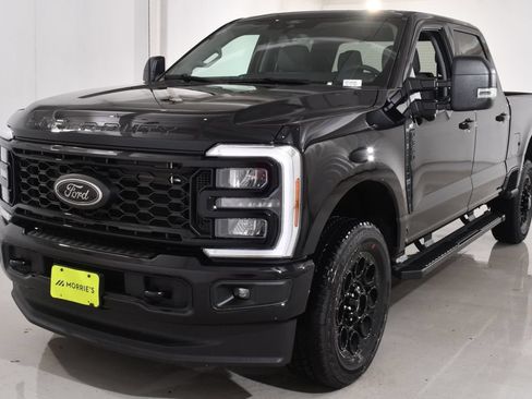 New 2026 Ford F350 XLT w/ XLT Premium Package AWD/4WD image 2