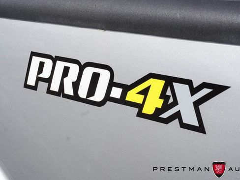 Used 2021 Nissan Frontier PRO-4X w/ Pro-4x Utility Package image 4