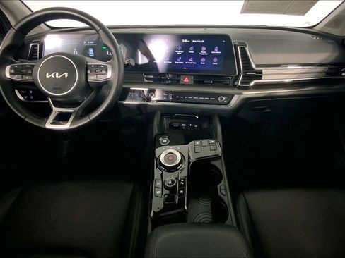 Certified 2025 Kia Sportage EX w/ EX Premium Package image 15