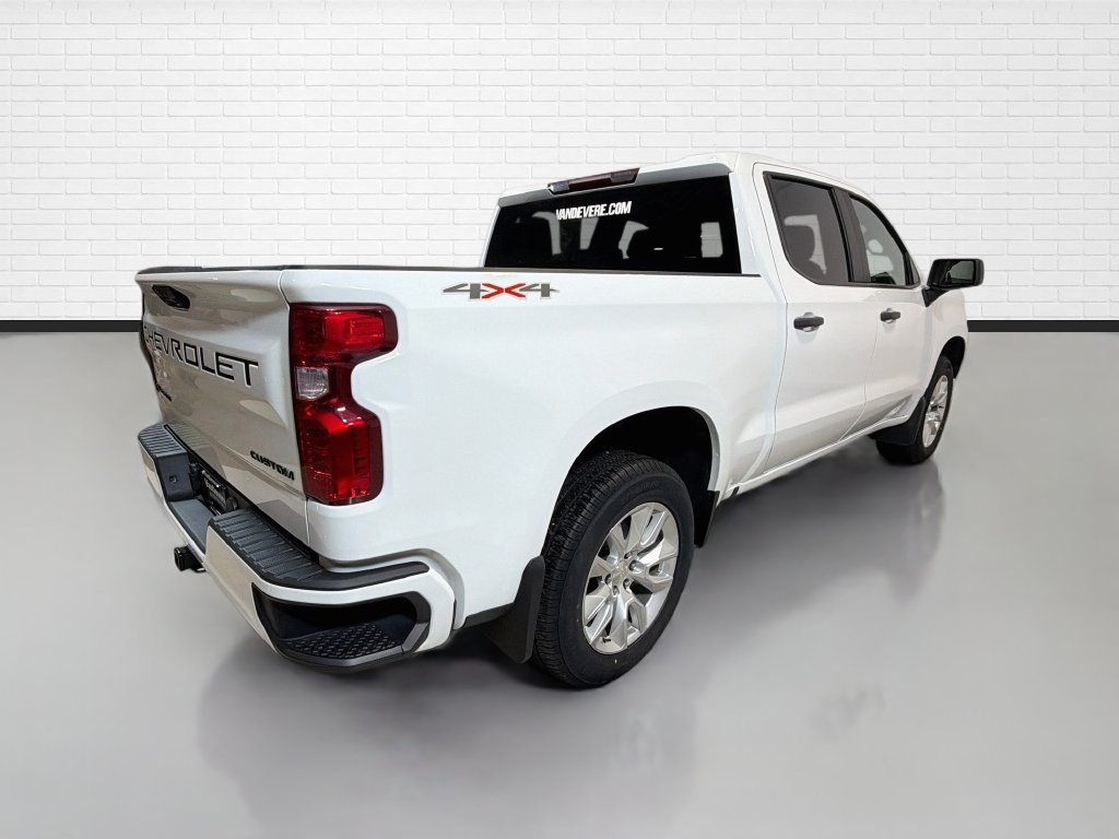 Used 2023 Chevrolet Silverado 1500 Custom w/ LPO, Dark Essentials Package AWD/4WD image 9