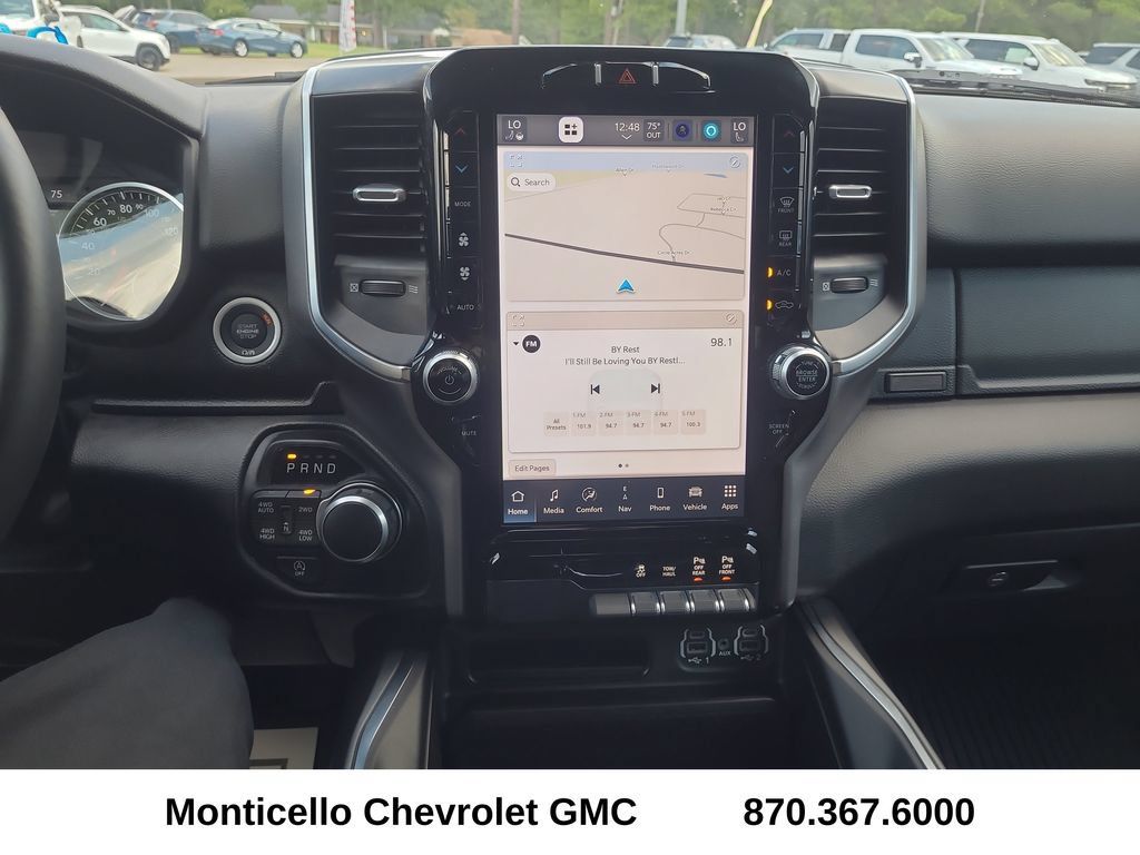 Used 2024 RAM 1500 Big Horn AWD/4WD image 23