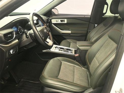 Certified 2022 Ford Explorer Timberline w/ Timberline Technology Package image 11