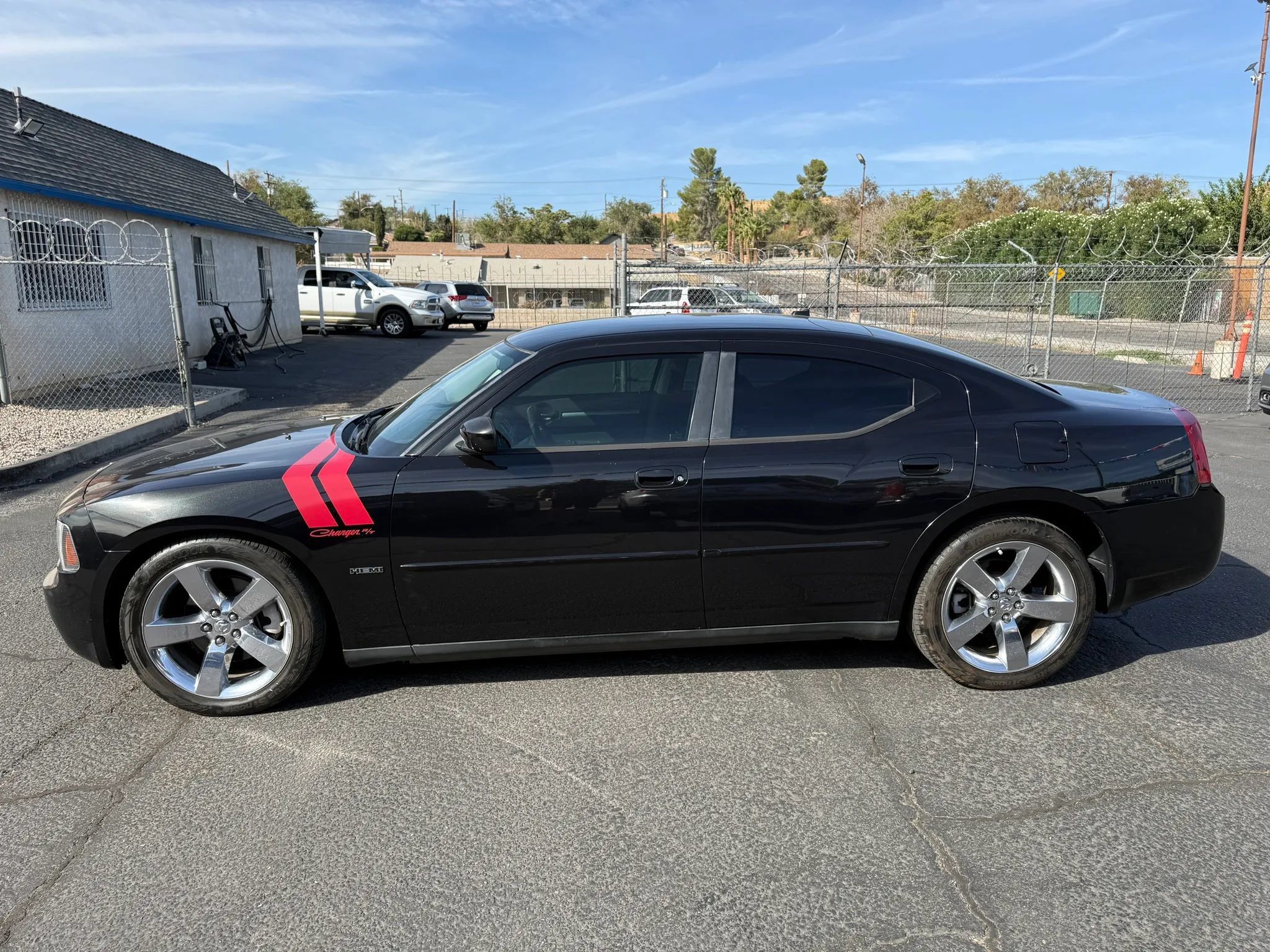 Used 2008 Dodge Charger R/T RWD image 2