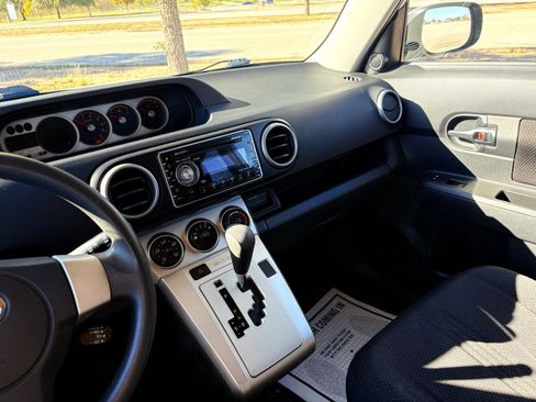 Used 2008 Scion xB image 33