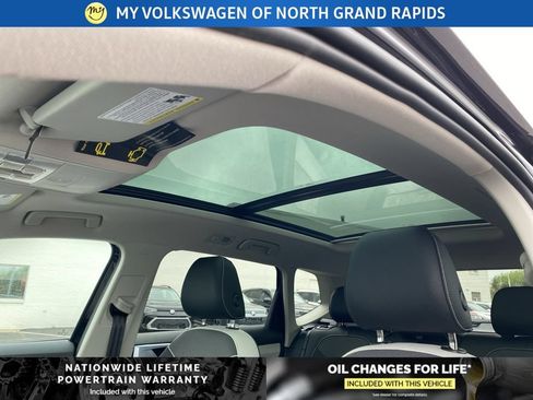 New 2026 Volkswagen Taos SE AWD/4WD image 16