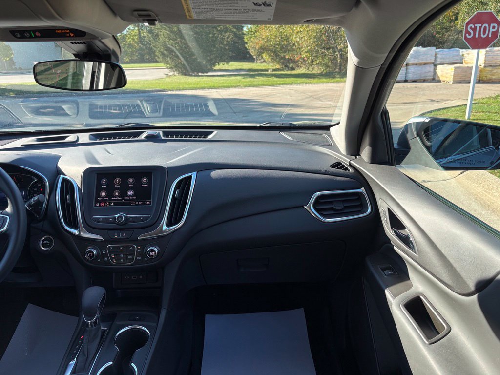 Used 2024 Chevrolet Equinox LT w/ LPO, Floor Liner Package FWD image 30
