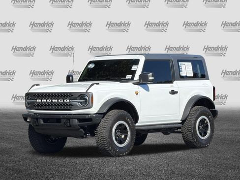 Used 2023 Ford Bronco Badlands AWD/4WD image 9