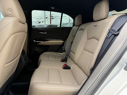 Used 2024 Cadillac XT4 Luxury w/ Cold Weather Package image 15