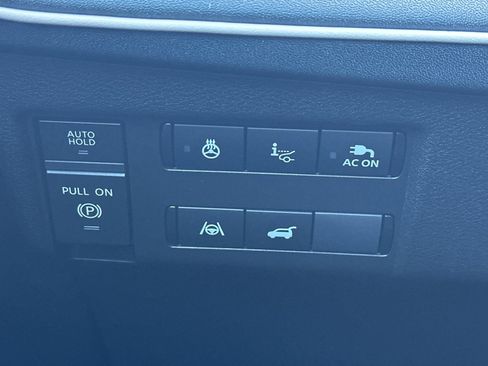 New 2026 Nissan Leaf Platinum+ w/ Cargo Package (Platinum+) image 32