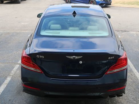 Used 2019 Genesis G70 2.0T Sport RWD image 12