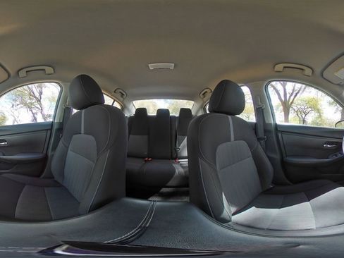 Used 2025 Nissan Sentra SV image 38