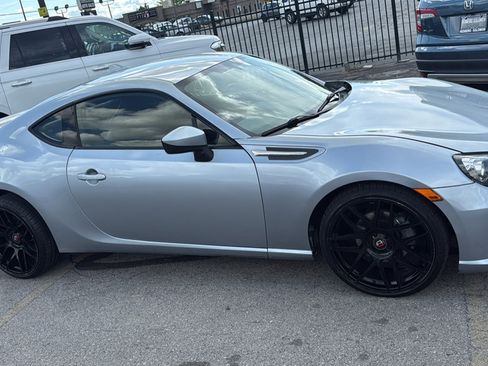 Used 2016 Subaru BRZ Limited w/ Popular Package #3 image 7