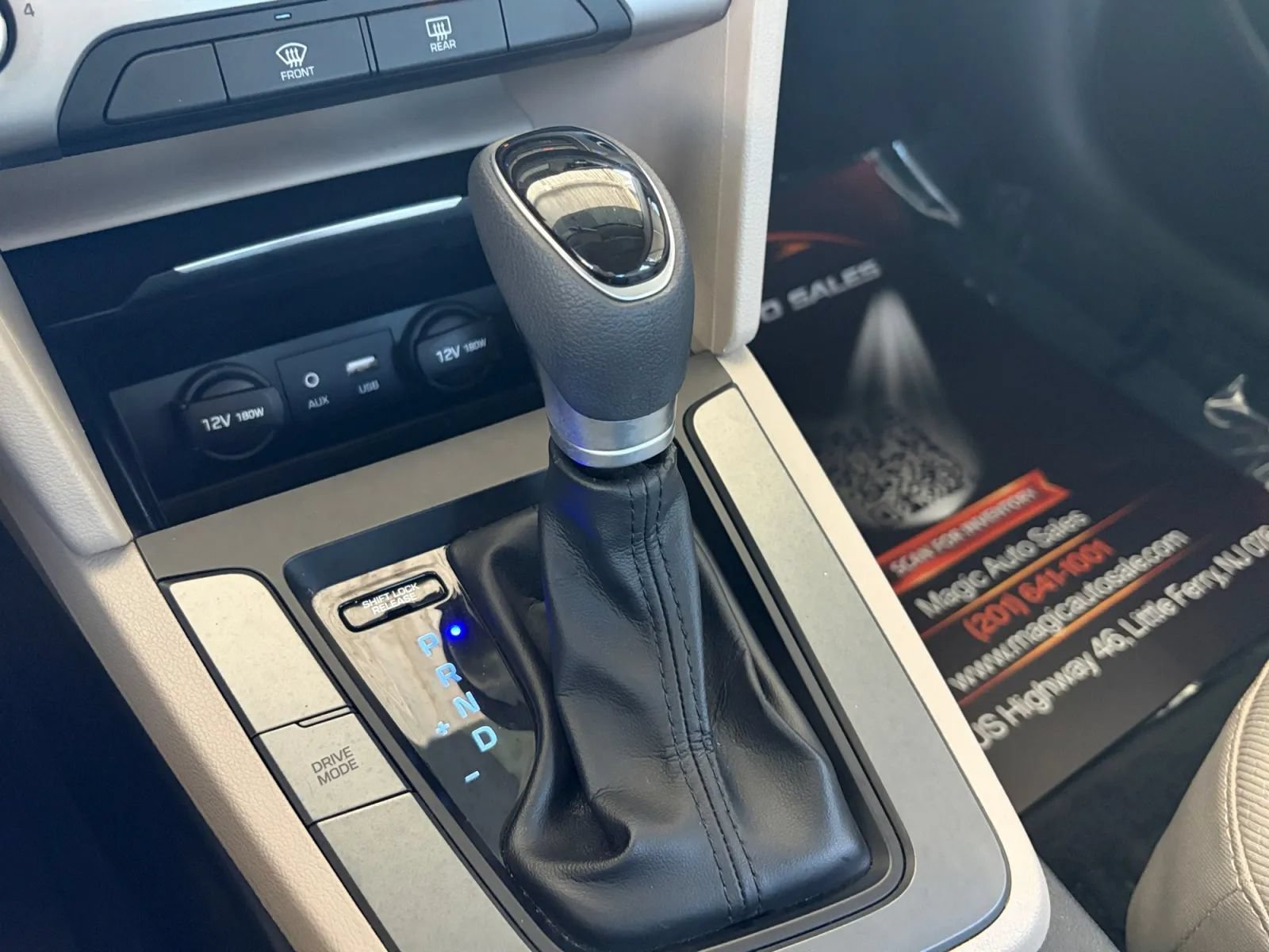 Used 2017 Hyundai Elantra SE FWD image 24