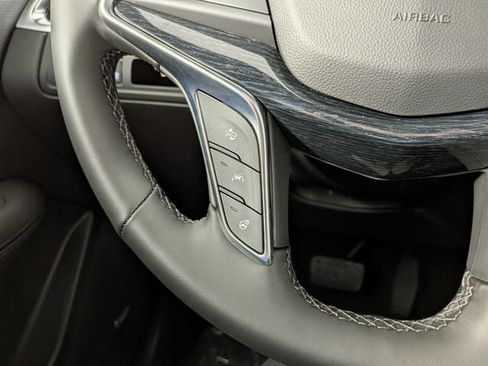 New 2026 Cadillac XT5 Premium Luxury w/ LPO, Floor Liner Package AWD/4WD image 8