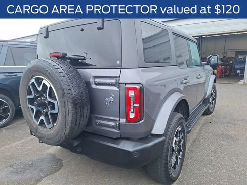 Used 2024 Ford Bronco Outer Banks AWD/4WD image 9