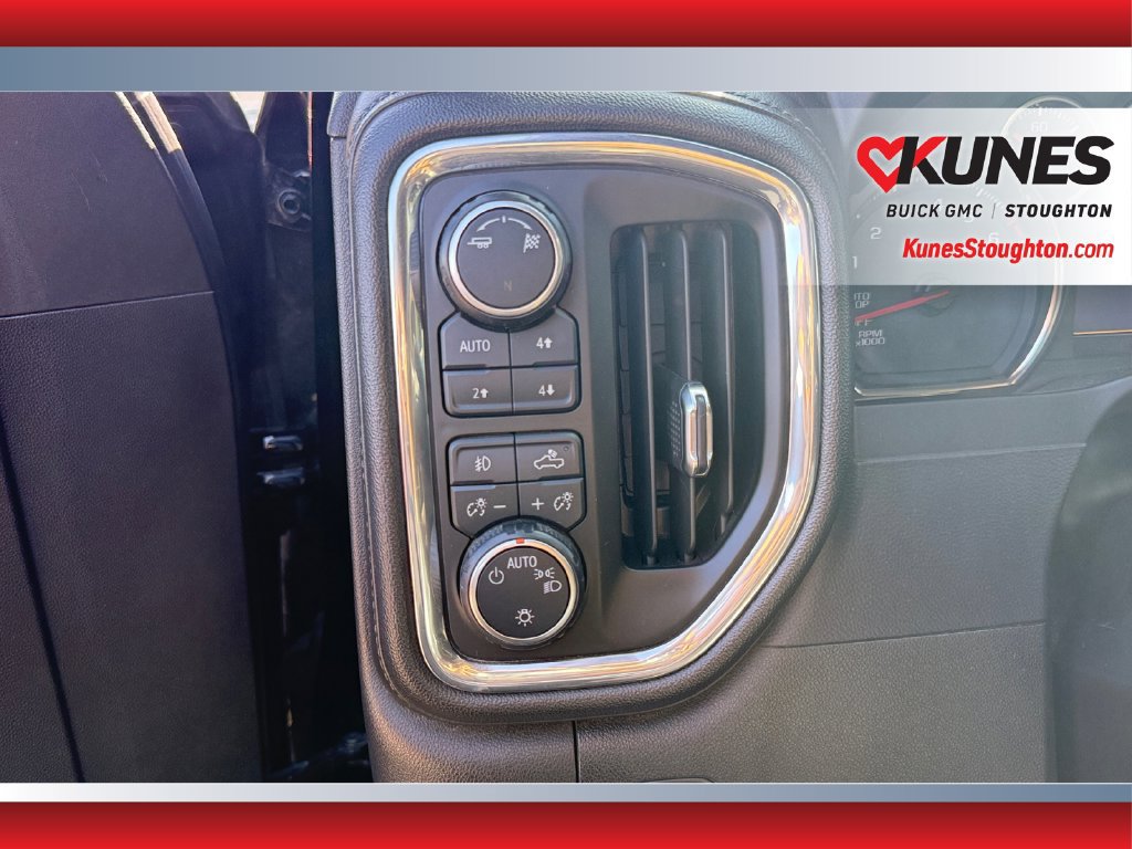 Used 2019 Chevrolet Silverado 1500 RST AWD/4WD image 17