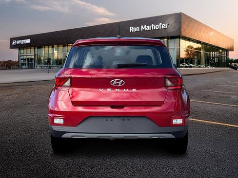 New 2026 Hyundai Venue SE image 6